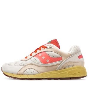 Brand new saucony “cheesecake”